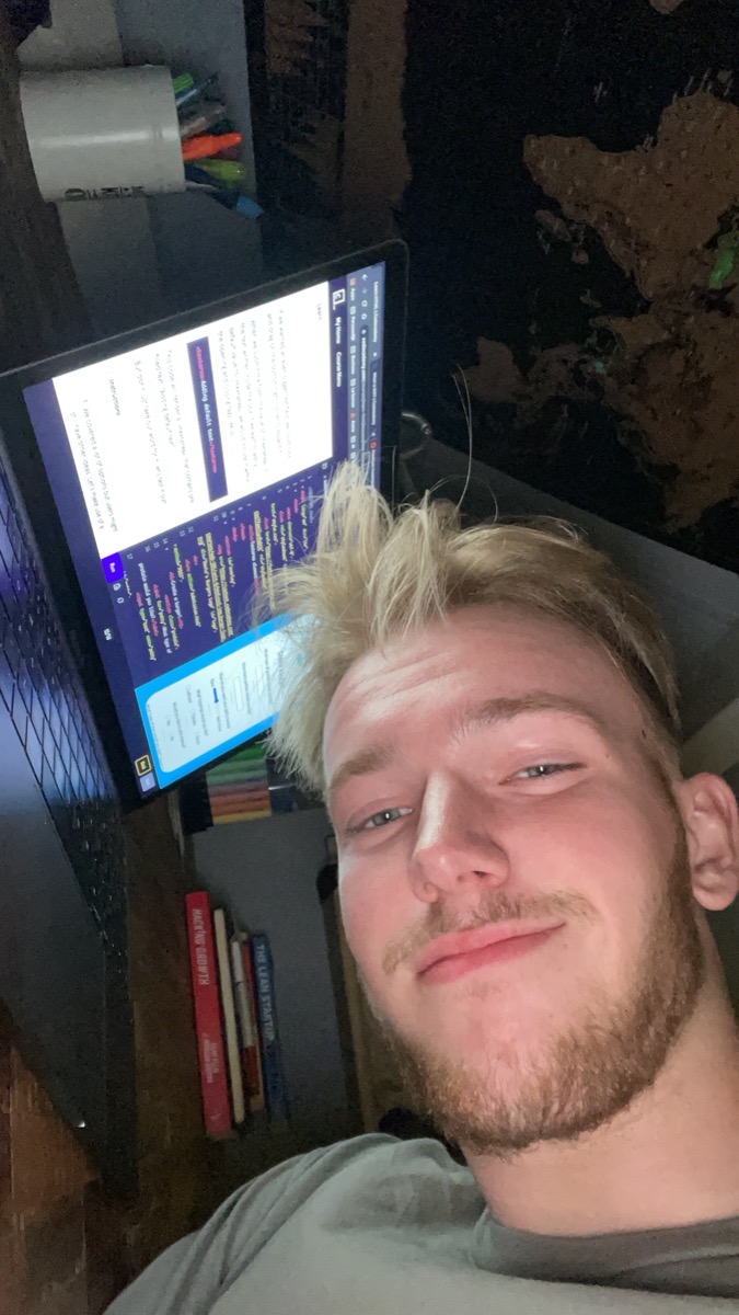 Luuk coding late at night